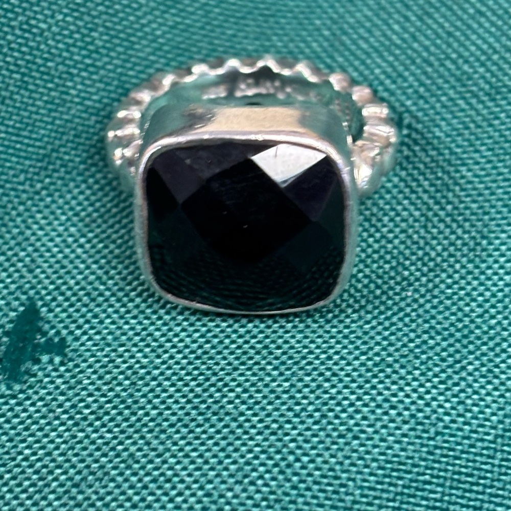 Stunning Sterling Silver Ring with Black Onyx gemstone.